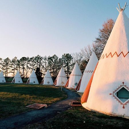 Historic Wigwam Village No 2 Cave City Exteriör bild