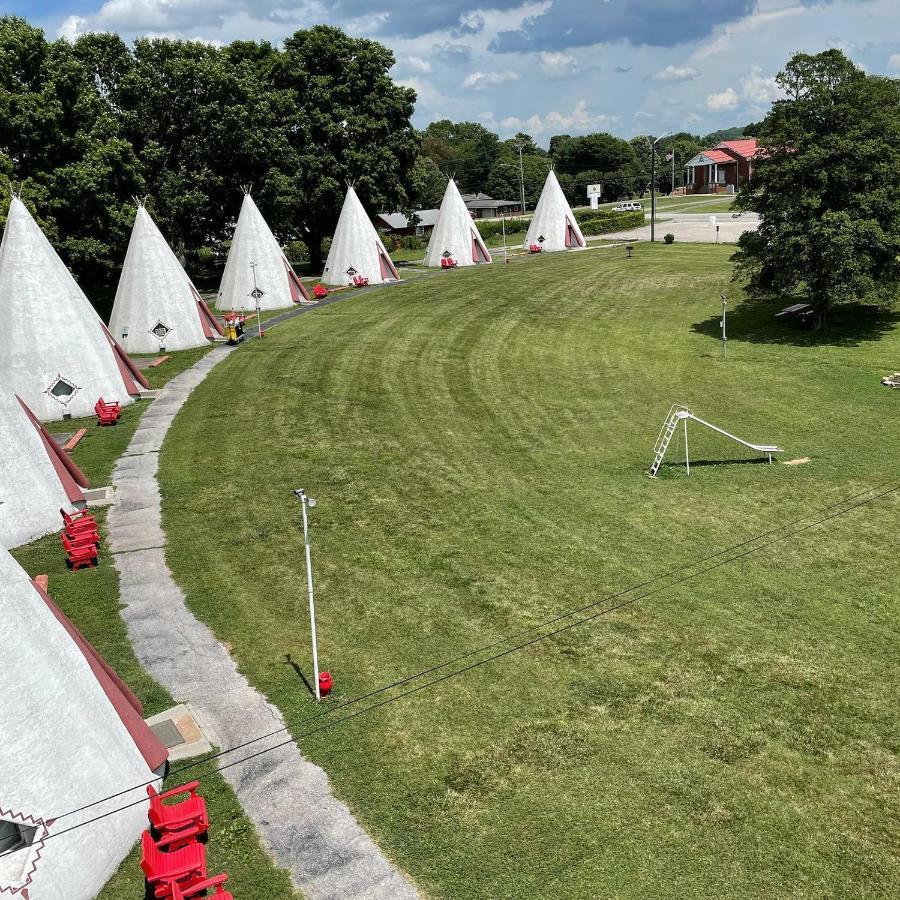 Historic Wigwam Village No 2 Cave City Exteriör bild
